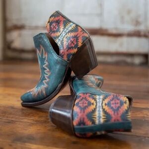 Ariat x Pendleton boots